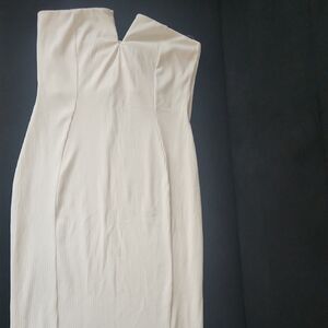 Elegant Cream Strapless Dress